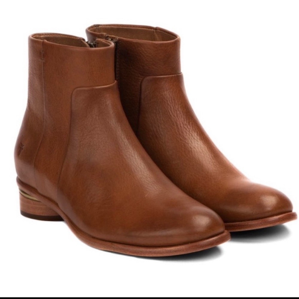 FRYE Charlie booties size 9B